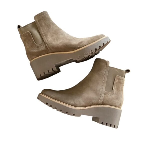 Dolce Vita Haily Suede Chelsea Boots 8.5 - Picture 1 of 6